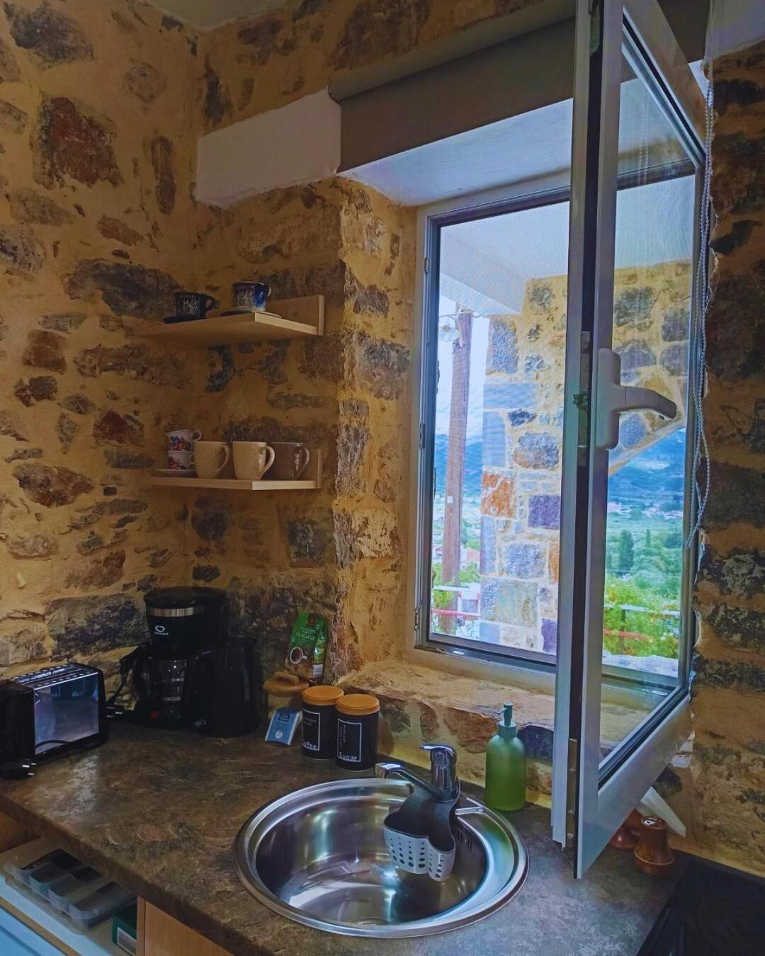 Roza Stone Studio & Suite Goníai المظهر الخارجي الصورة